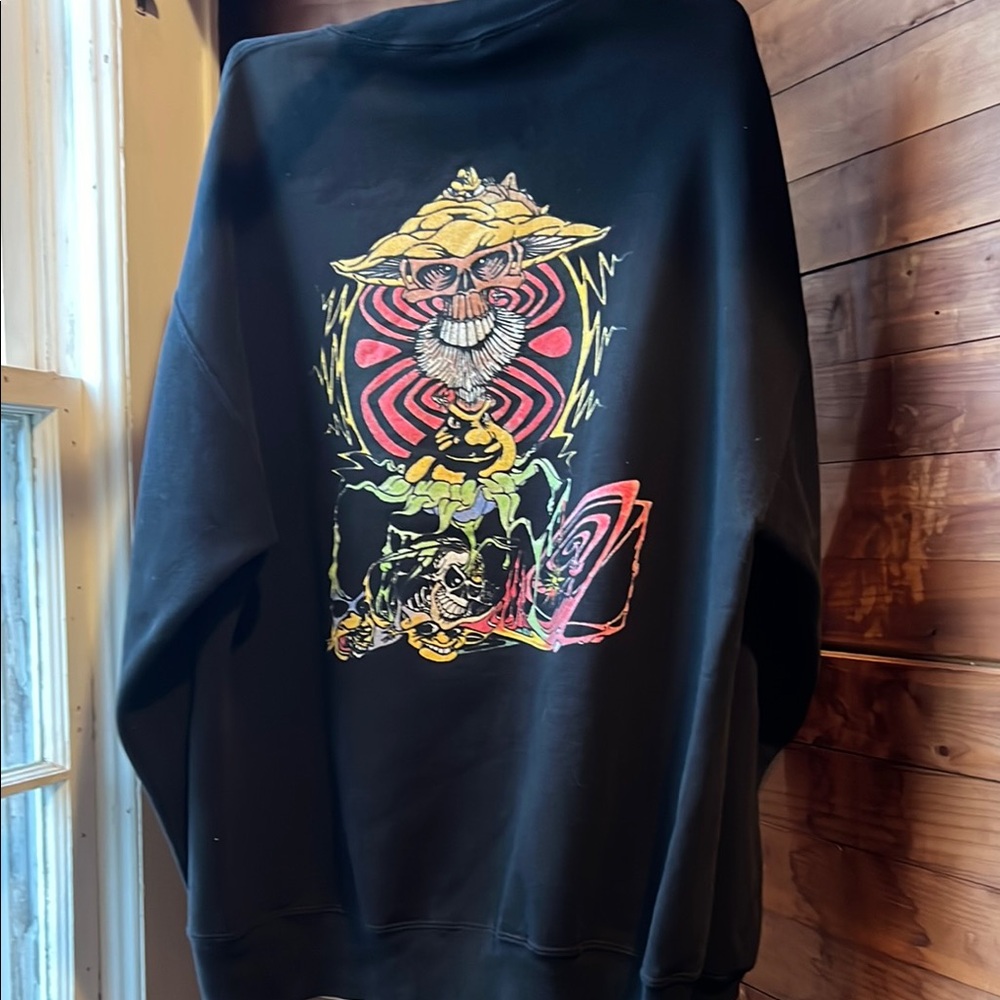 Black Graphic Men's Sweatshirt